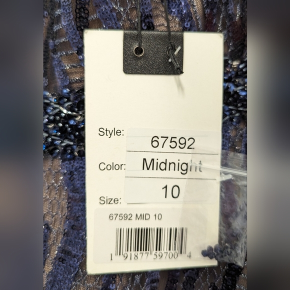NWT MAC DUGGAL #67592 LONG SLEEVE EMBELLISHED EVENING GOWN MIDNIGHT BLUE 10 - Picture 5 of 9